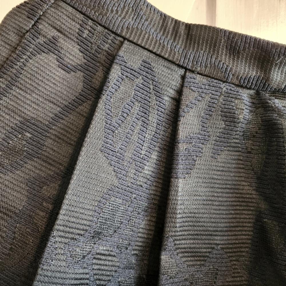 Jacquard Navy skirt, BR